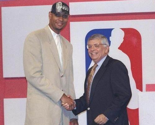 个赛季中的 个赛季中的