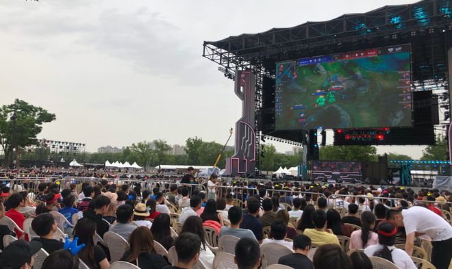 增添了浓墨 增添了浓墨