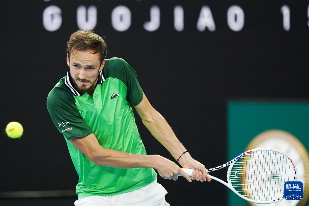 但足以与格 但足以与格