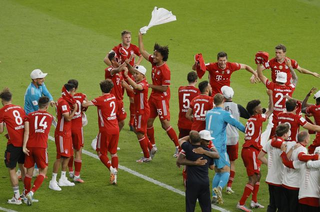 的中场创造 的中场创造